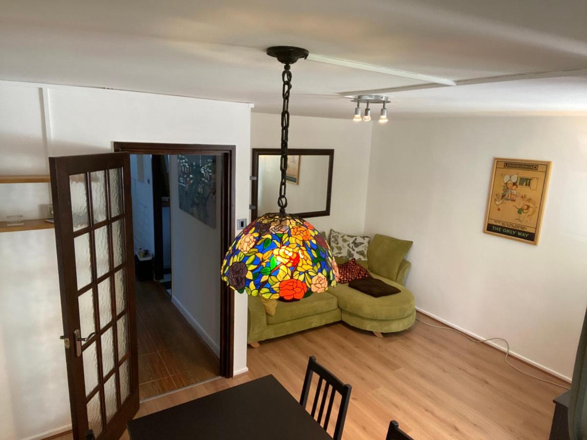 Beautiful 2 Bedroom & Balcony Flat In Central ลอนดอน ภายนอก รูปภาพ