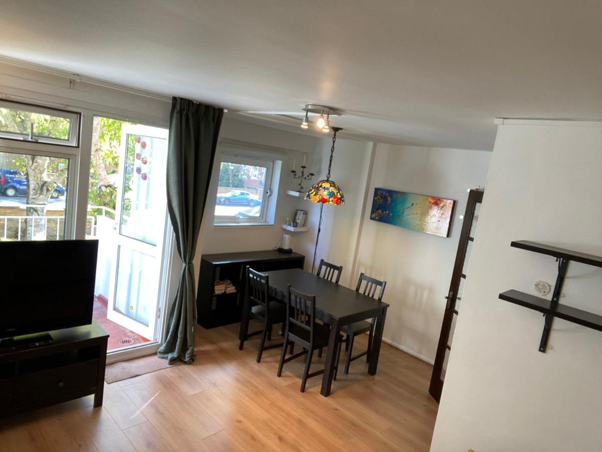 Beautiful 2 Bedroom & Balcony Flat In Central ลอนดอน ภายนอก รูปภาพ